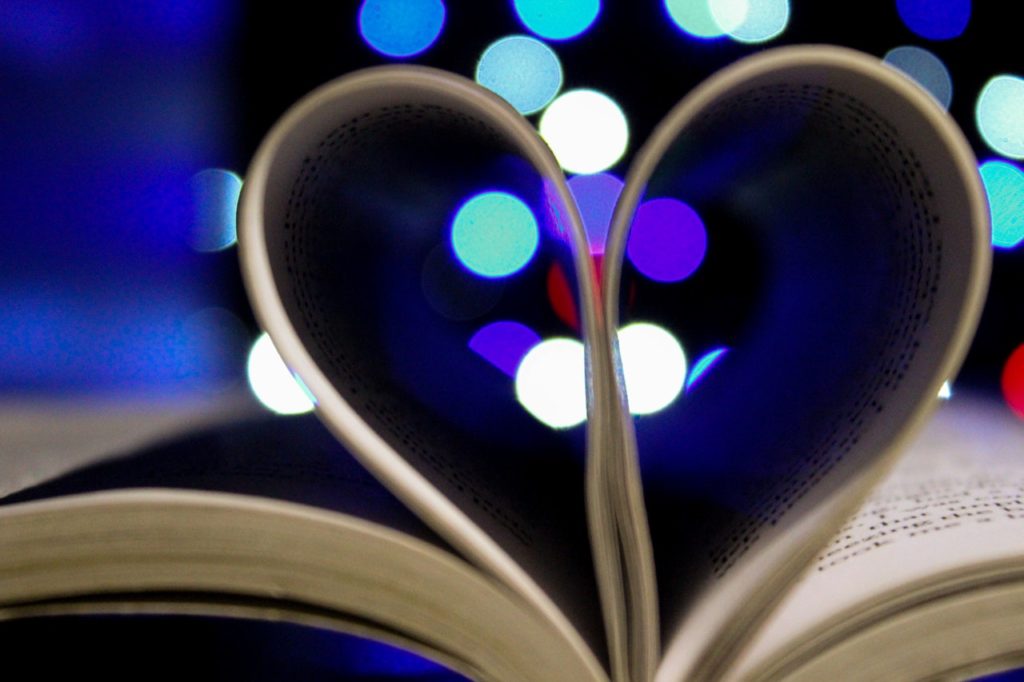 Book shaped as a heart - Quotes, learnings and philosophy about love